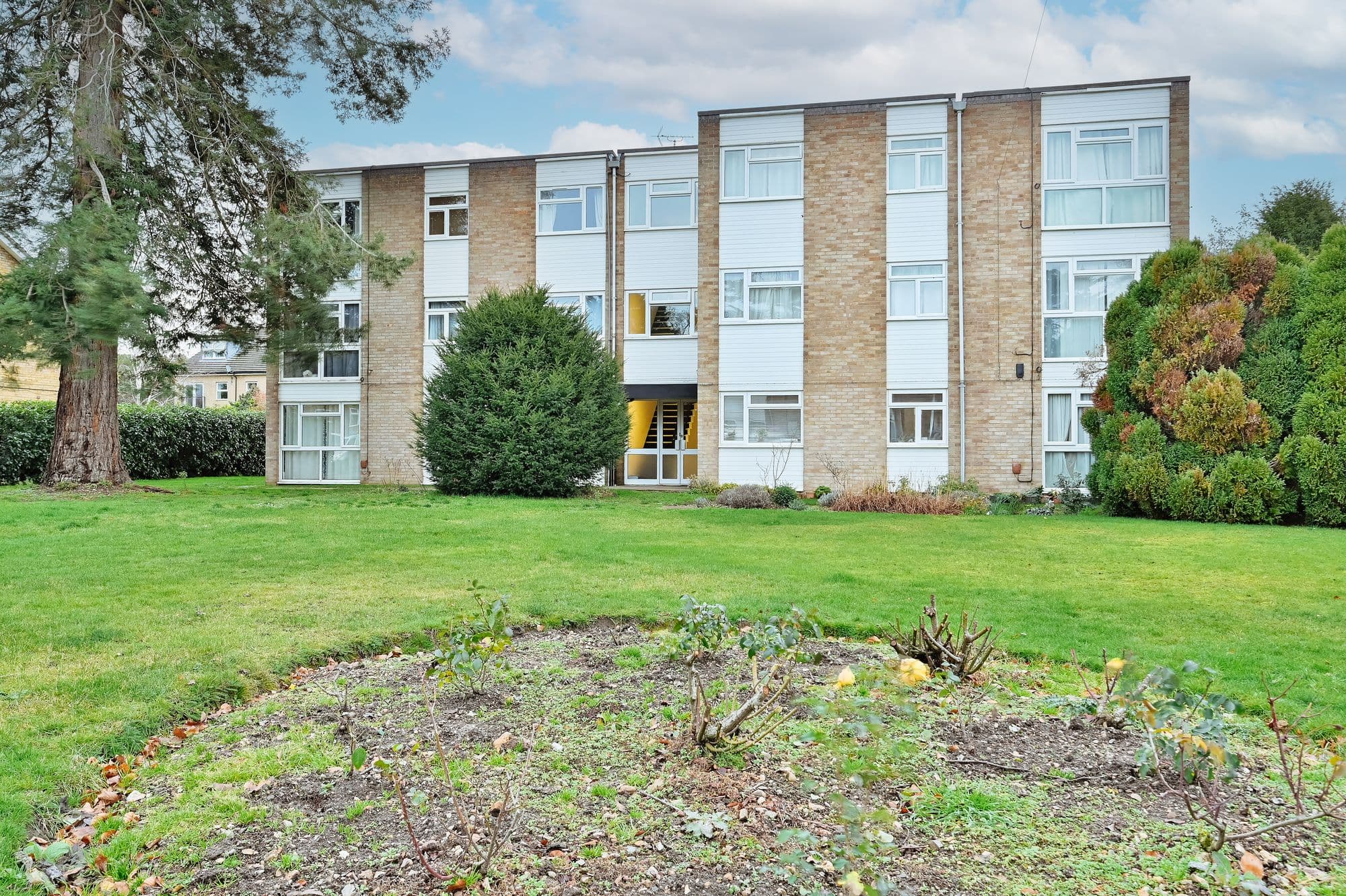 Hempstead Road, Watford, WD17