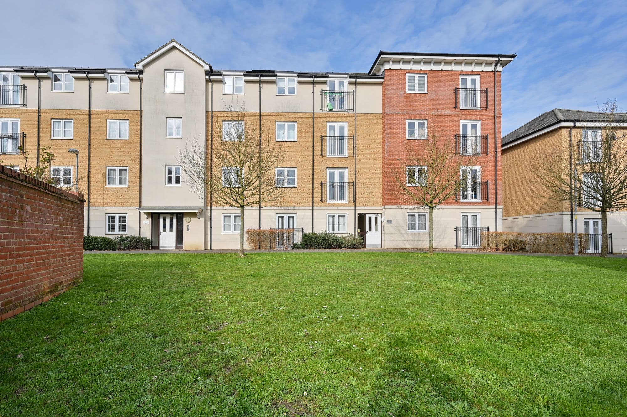 Baxter Road, Warhol Court, WD24