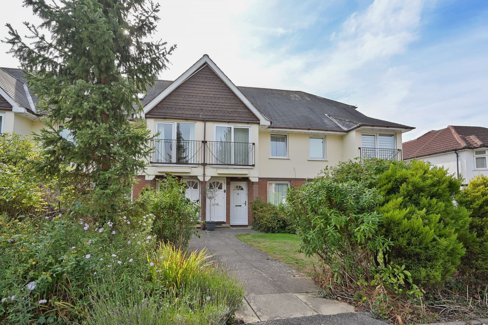 Chiltern Avenue, Bushey, WD23